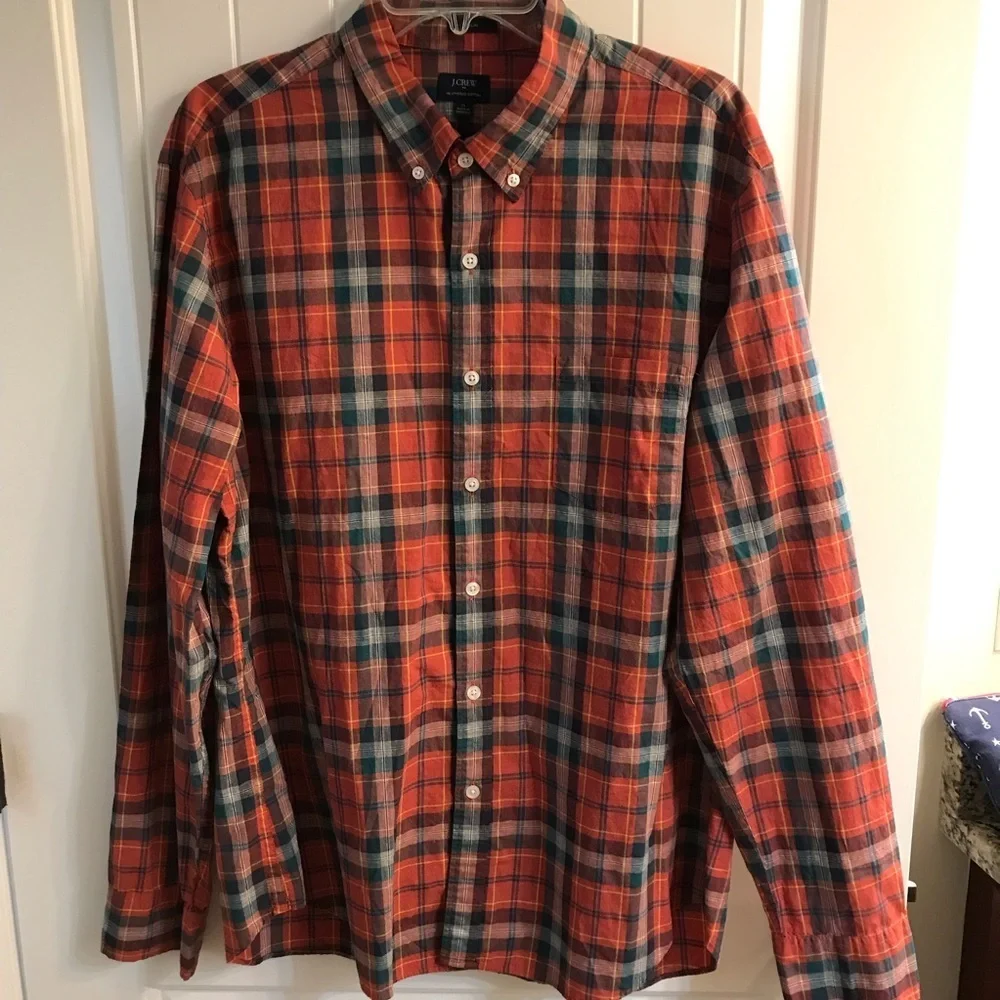🚤J CREW Plaid Button Down Shirt